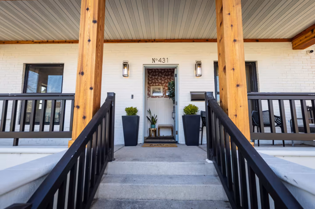 a3355494 baaf 4a6c a3fc fa0eb85744e5